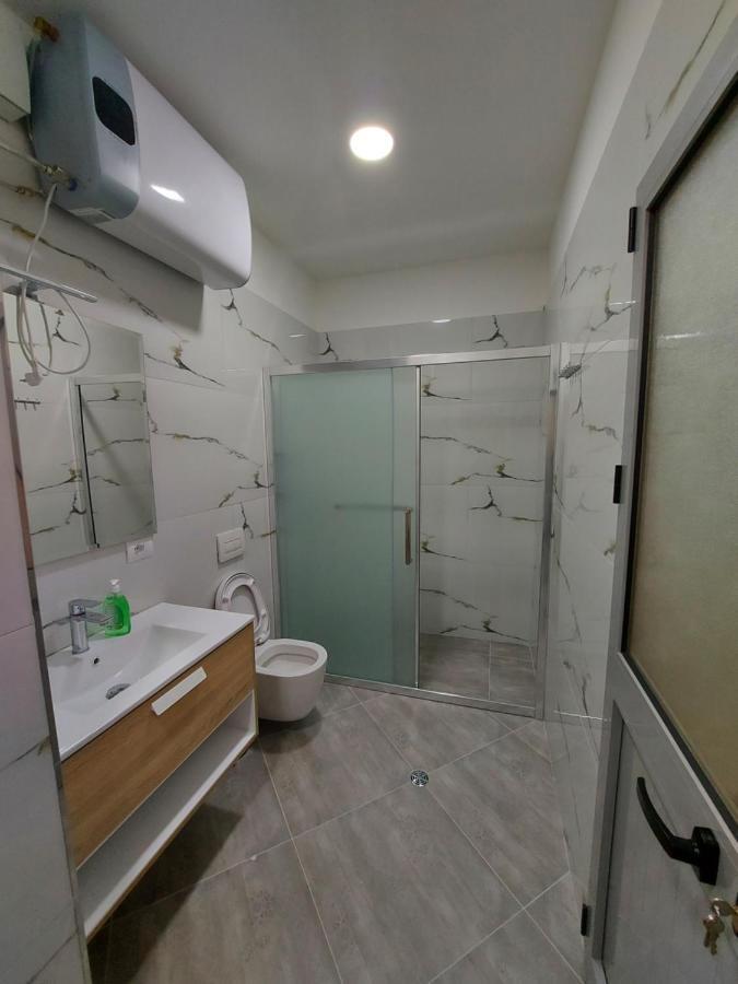 Eden Hotel Shëngjin Екстериор снимка