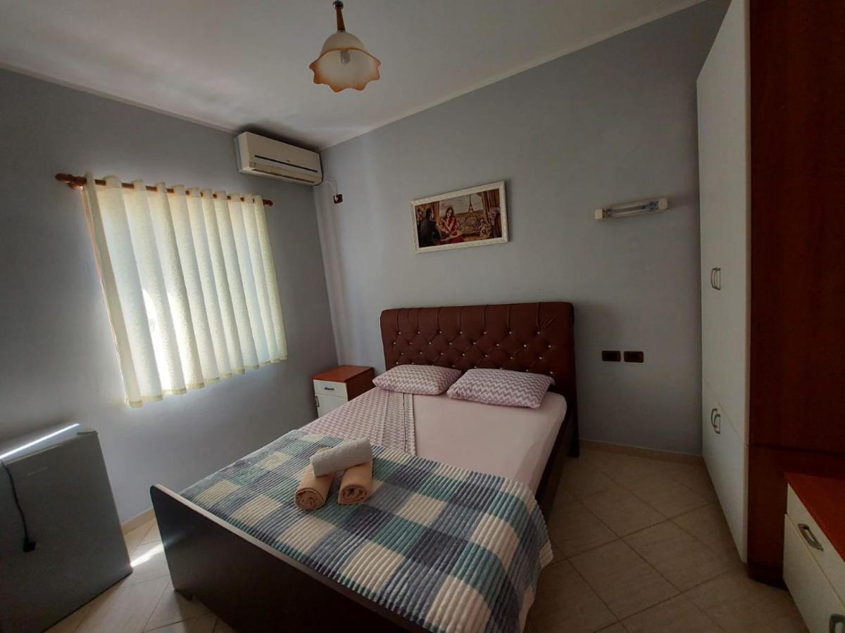 Eden Hotel Shëngjin Екстериор снимка